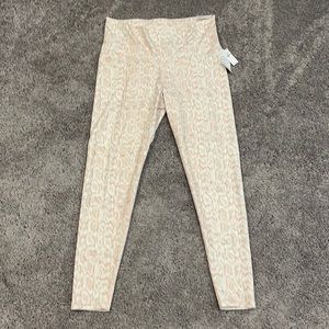 NWT Women's ultra high rise leggings size XL